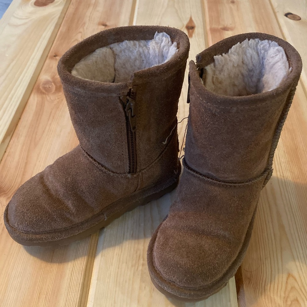 BearPaw girls boots